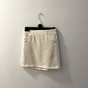 Super cute a-line mini skirt from Mango.